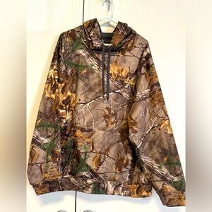 Mens Realtree camo hoodie. XL